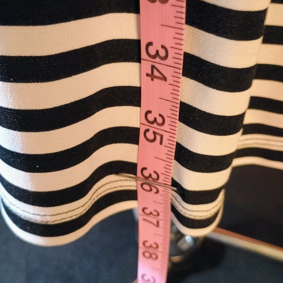 EUC: En Focus Studio Sze 20W Black & White Striped Blue Floral Dress - Picture 6 of 6